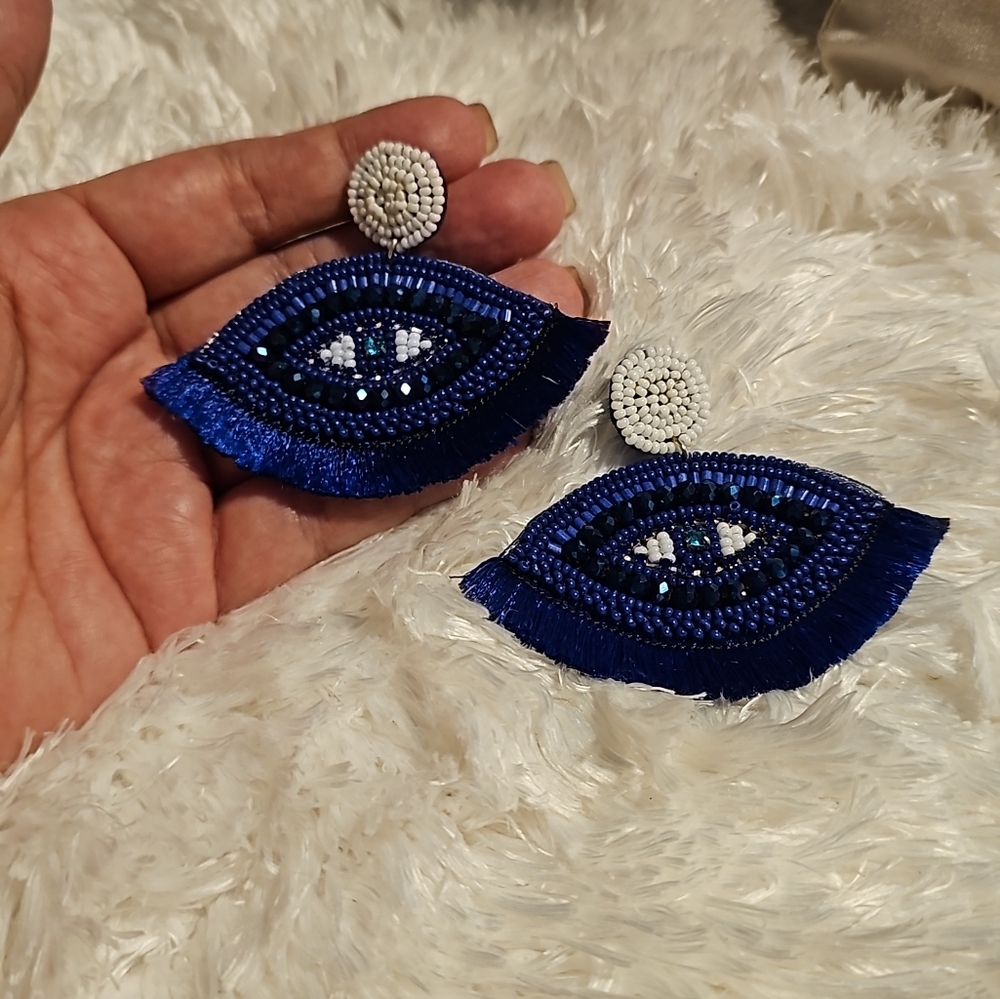 👁 blue earings HANDMADE